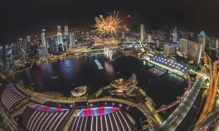 One Marina Gardens Embodying the Pinnacle of Urban Living in Singapore’s Vibrant Waterfront District at Marina Gardens Lane